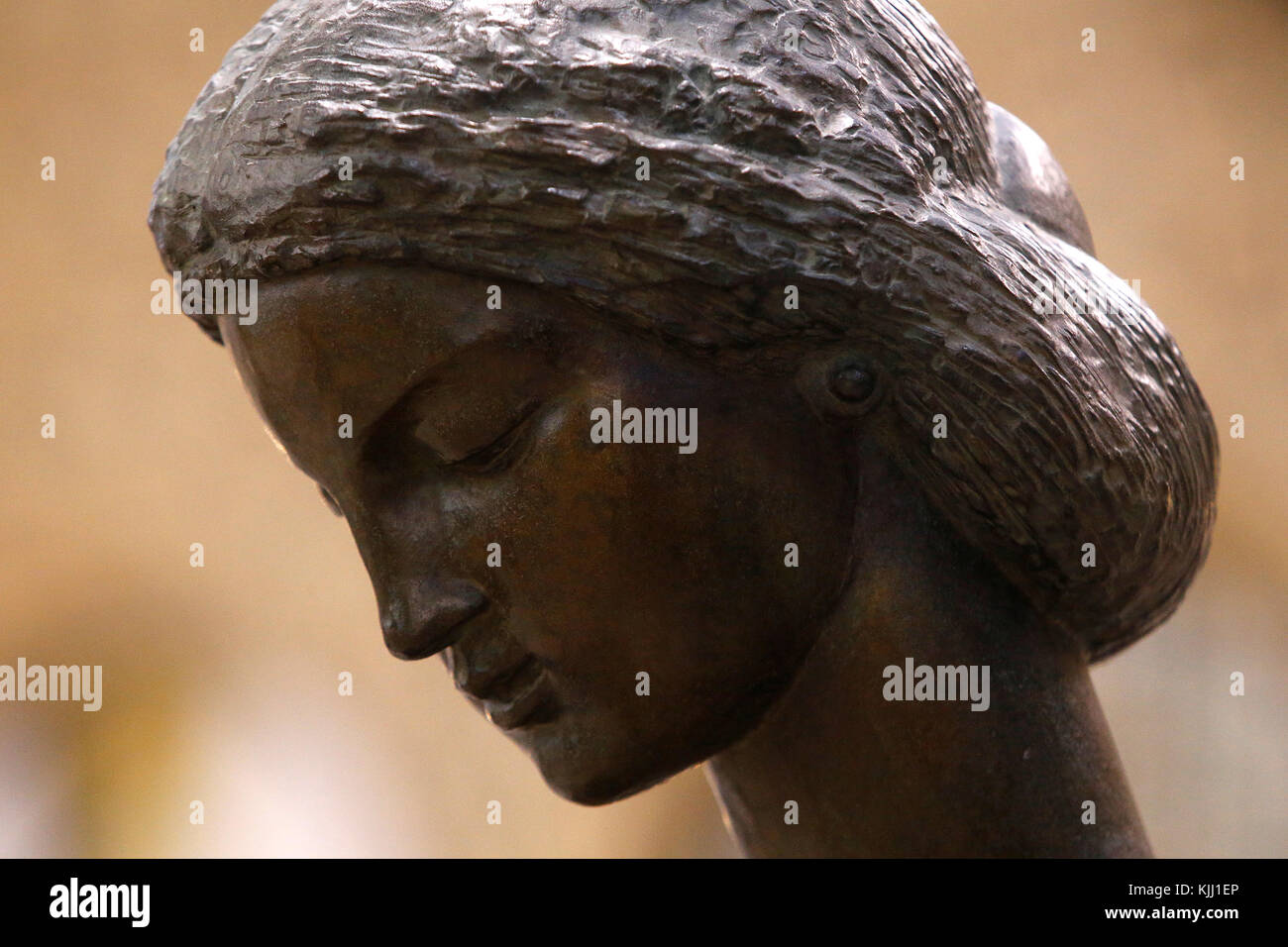 Museum Orsay. Joseph Bernard. Tanzen Frau und Kind. Bronze. 1914. Detail. Frankreich. Stockfoto