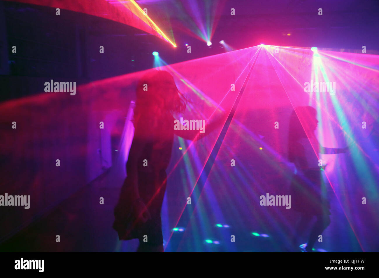 Die Leute Tanzen im Nachtclub. Frankreich. Stockfoto