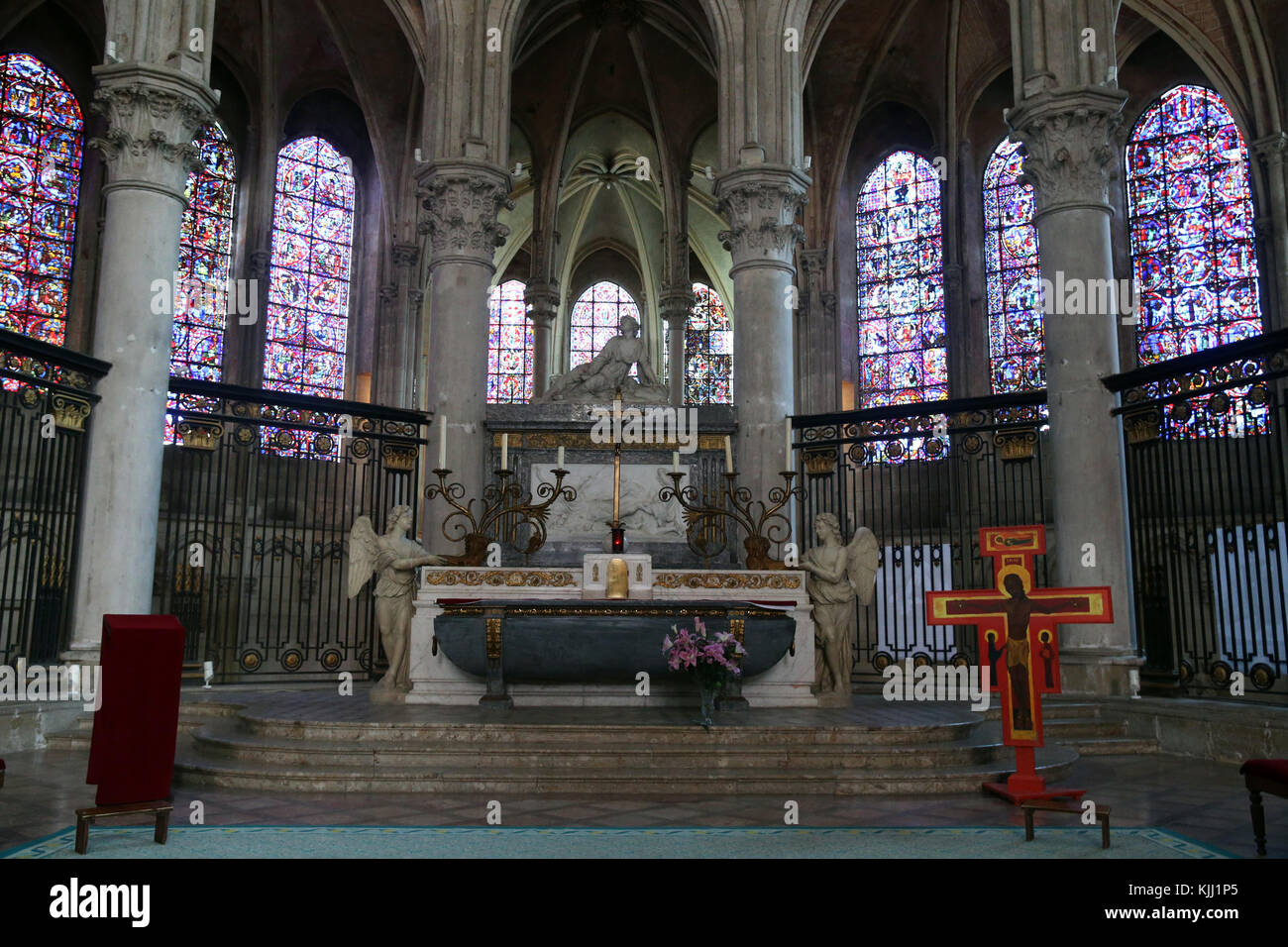 Der Kathedrale von Auxerre, dem heiligen Stephan geweiht. Chor und Altar. Frankreich. Stockfoto