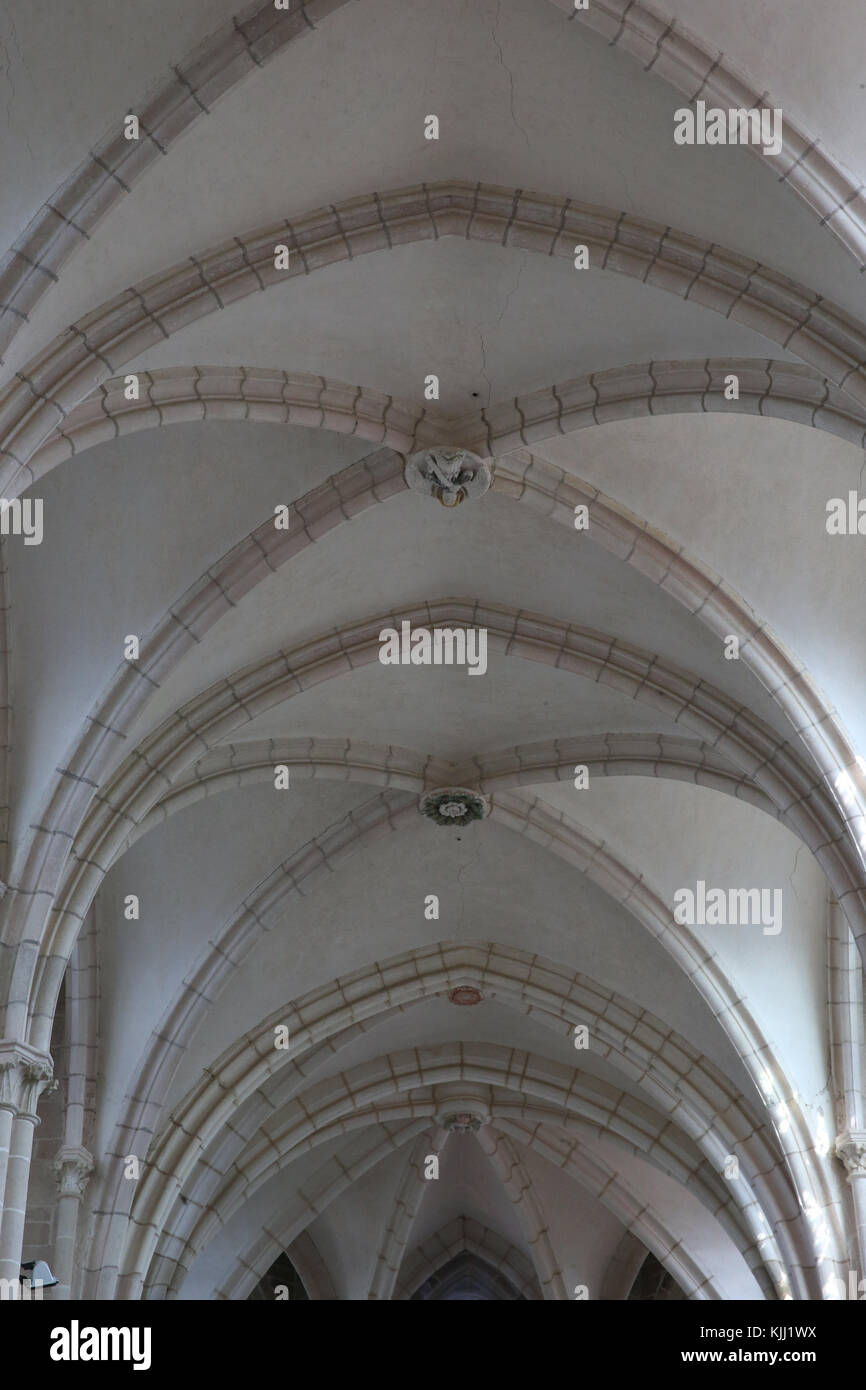 Saint-Pere Kirche. Gotische Architektur. Das kirchenschiff. Frankreich. Stockfoto