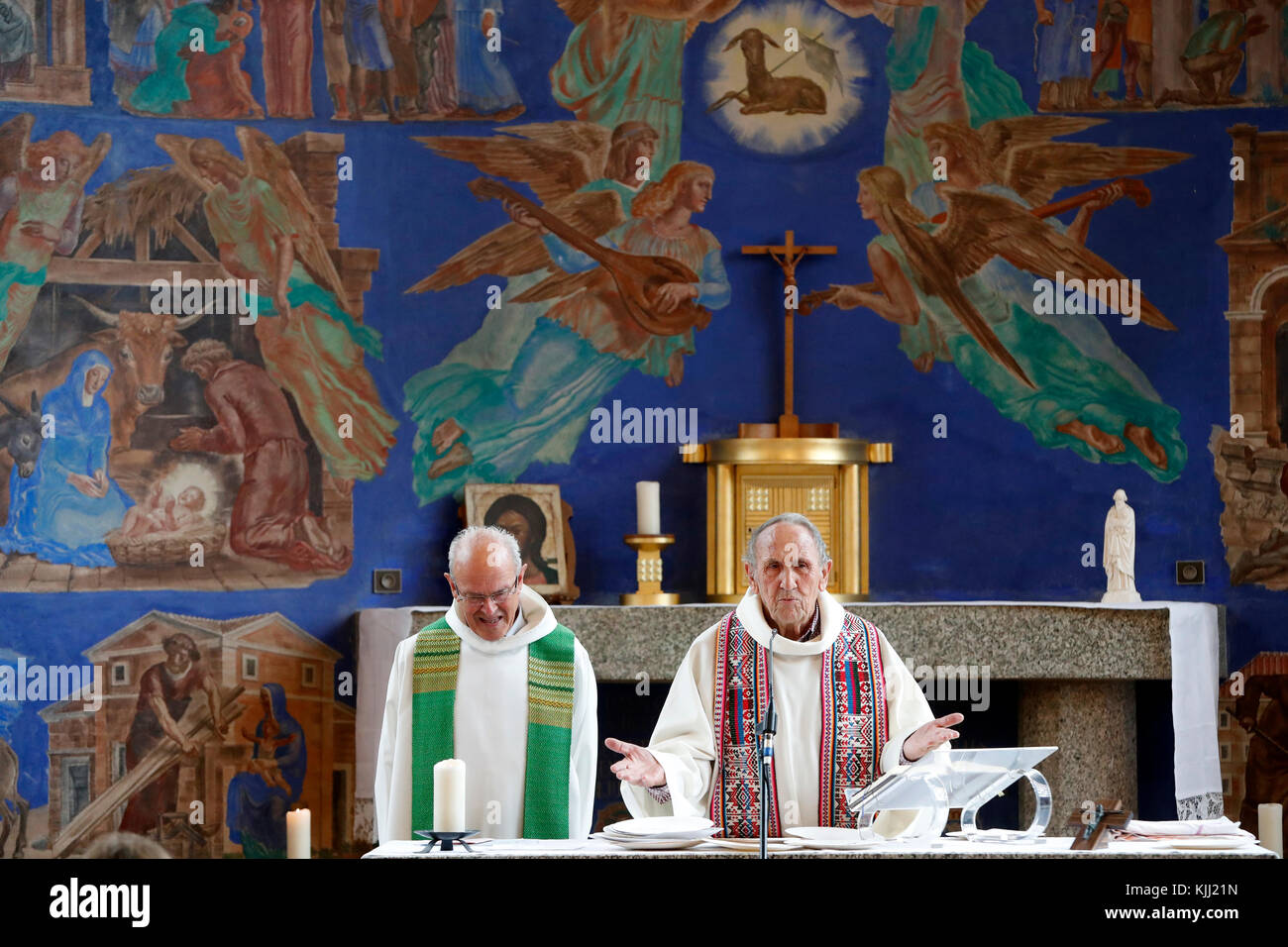 Römisch-katholische Messe. Saint-Martin. Frankreich. Stockfoto