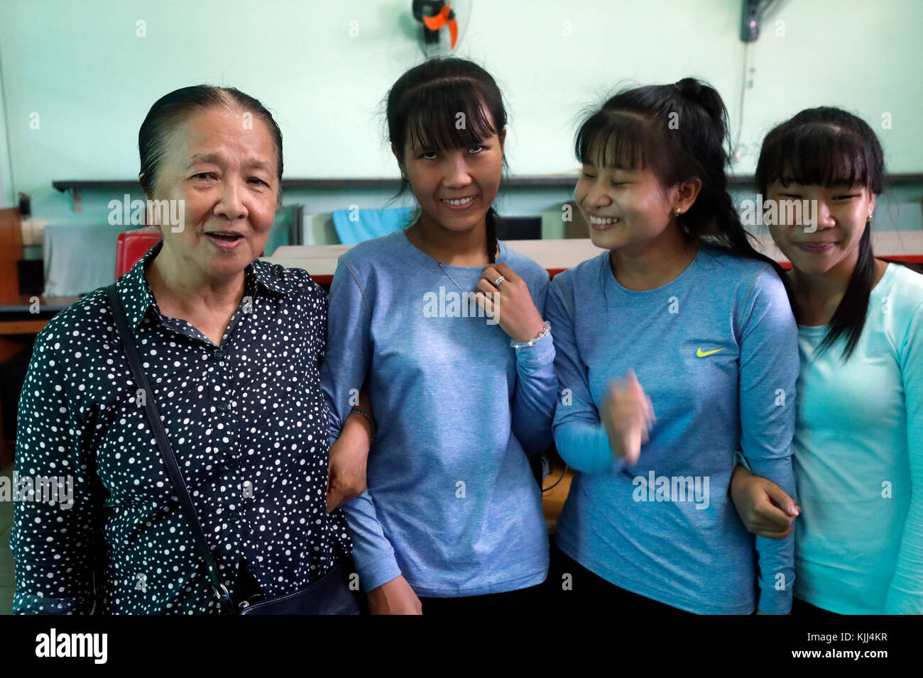 Zentrum für blinde Kinder. Schwester Elisabeth (franziskanerin). Ho Chi Minh City. Vietnam. Stockfoto