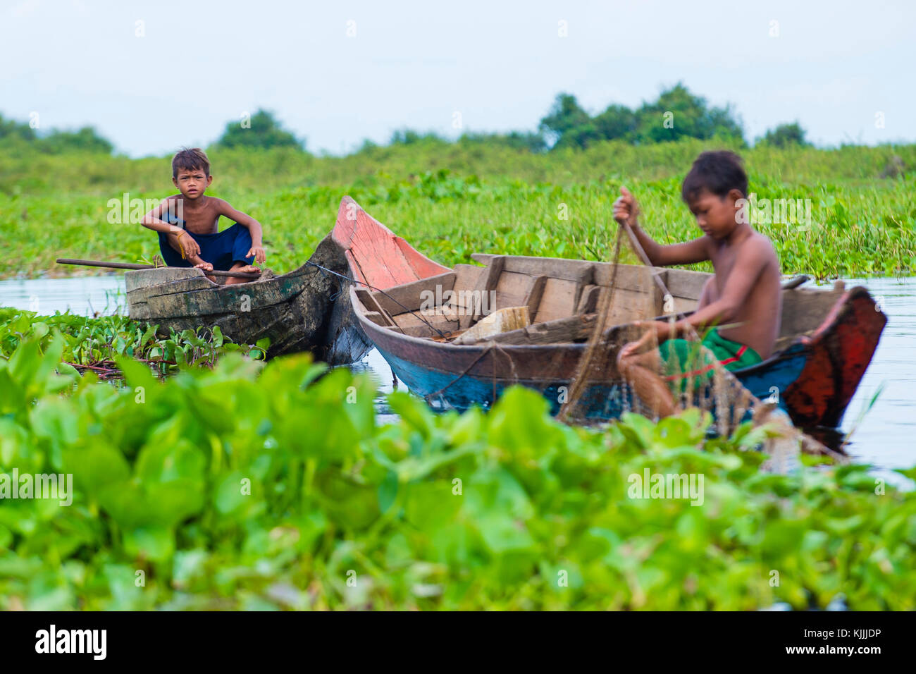 Kind in Kambodschas Tonle Sap See Kambodscha Stockfoto