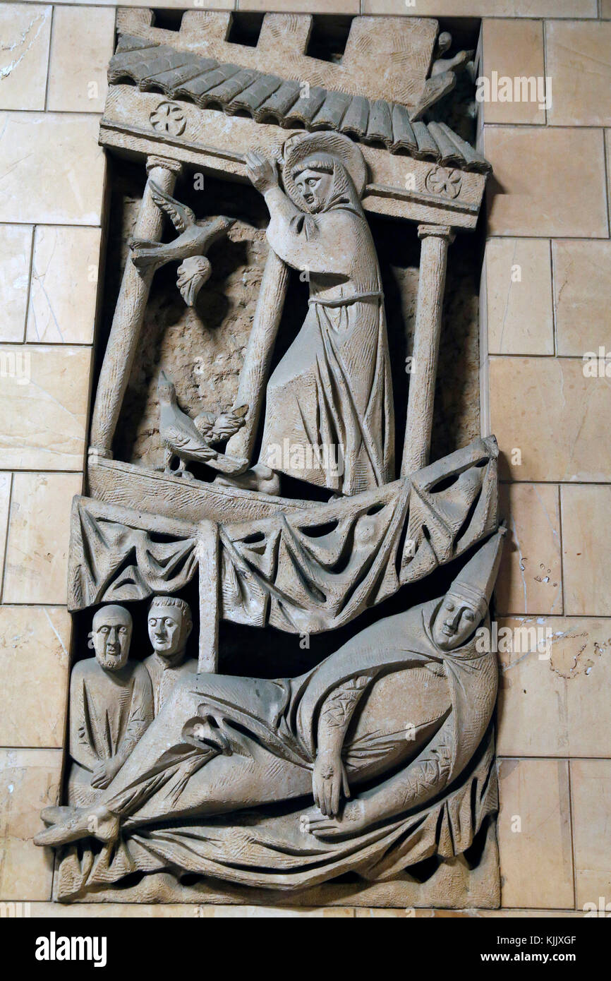 Relief an der Wand der Kirche S. Gregorio VII, Rom. Italien. Stockfoto