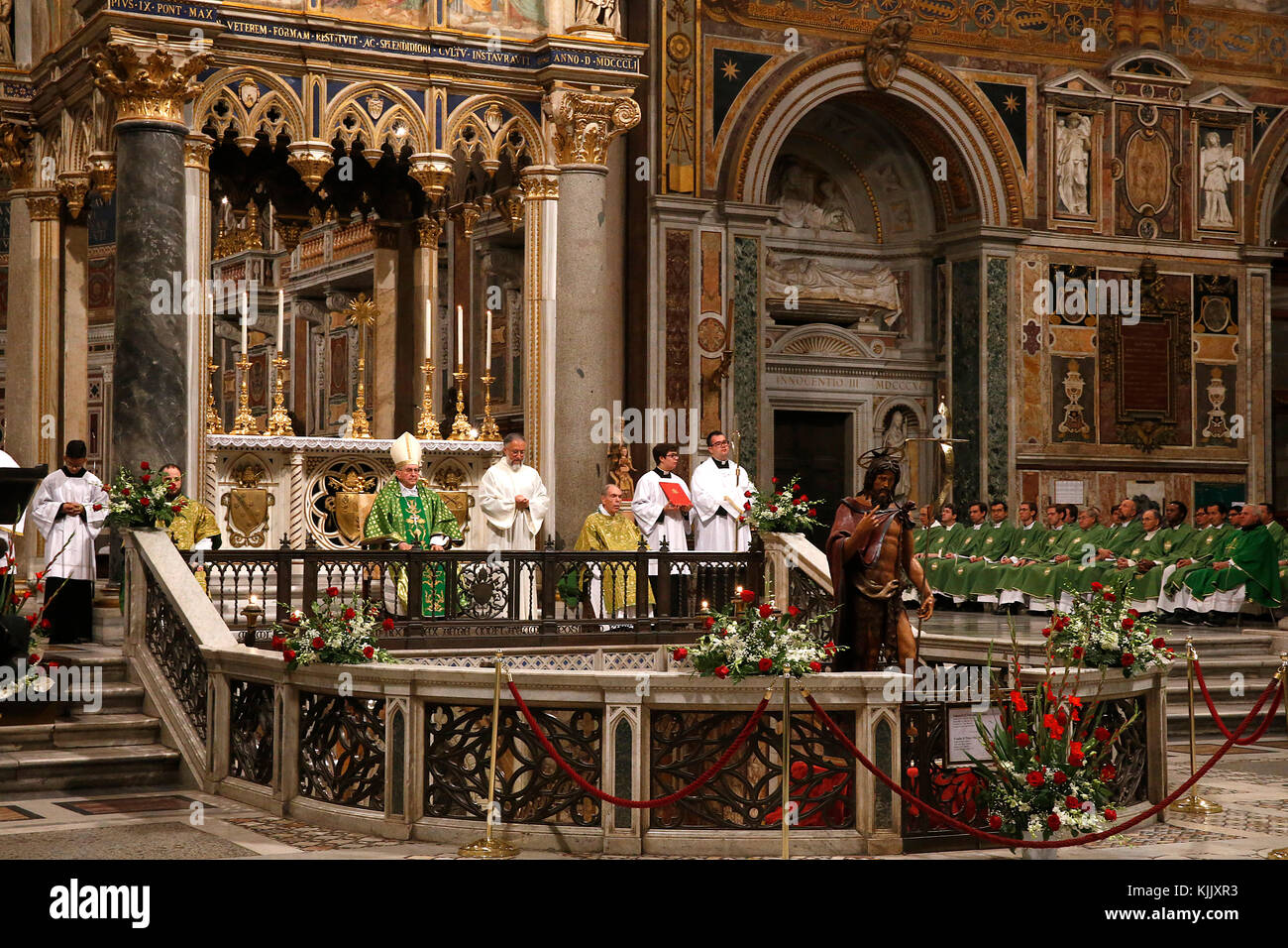 Messe in St. Johannes im Lateran Kirche, Rom. Italien. Stockfoto