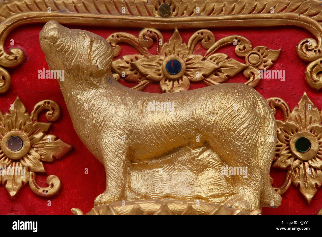 Chinesisches Horoskop Zeichen Skulptur in Wat Pan Ping, Chiang Mai. Thailand. Stockfoto