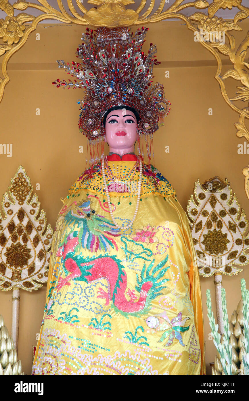 Chua Thien Lam Gehen buddhistische Pagode. Vietnamesische buddhistische Gottheit: Nguyen Nhung. Thay Ninh. Vietnam. Stockfoto