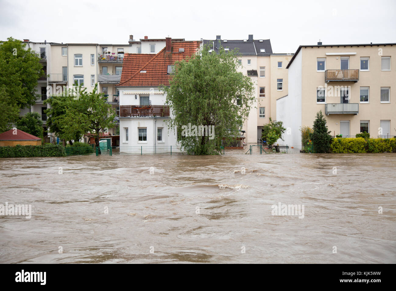 Gera, Deutschland - Juni 03, 2016: Hochwasserschutz in der Stadt Gera im Juni 2016 Stockfoto