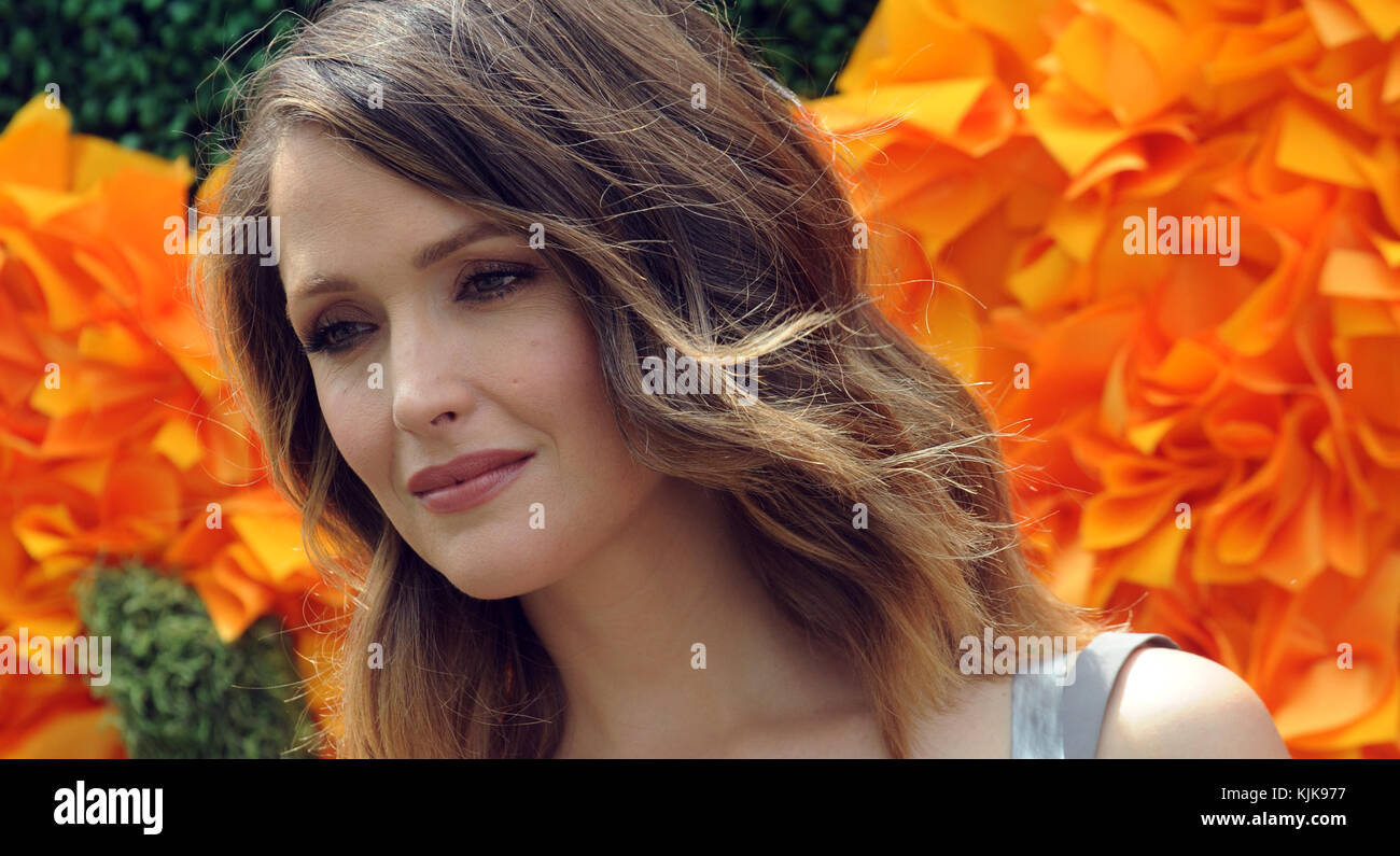 JERSEY CITY, NJ – 04. JUNI: Rose Byrne nimmt am 4. Juni 2016 am 9. Jährlichen Veuve Clicquot Polo Classic im Liberty State Park in Jersey City, New Jersey Teil. Leute: Rose Byrne Stockfoto