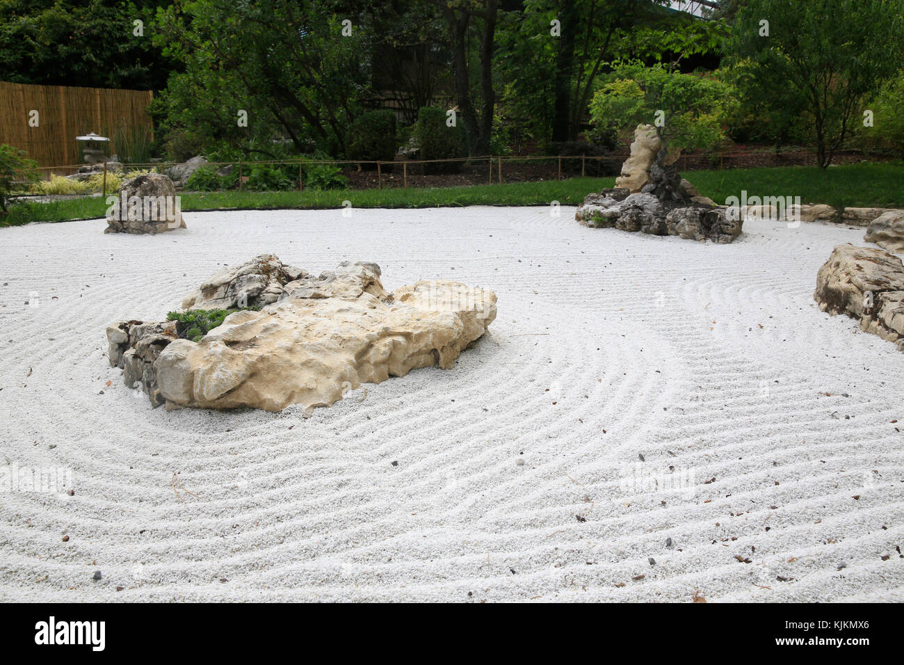 Botanischer Garten der Stadt Genf.  Japanischer Zen-Garten.  Schweiz. Stockfoto