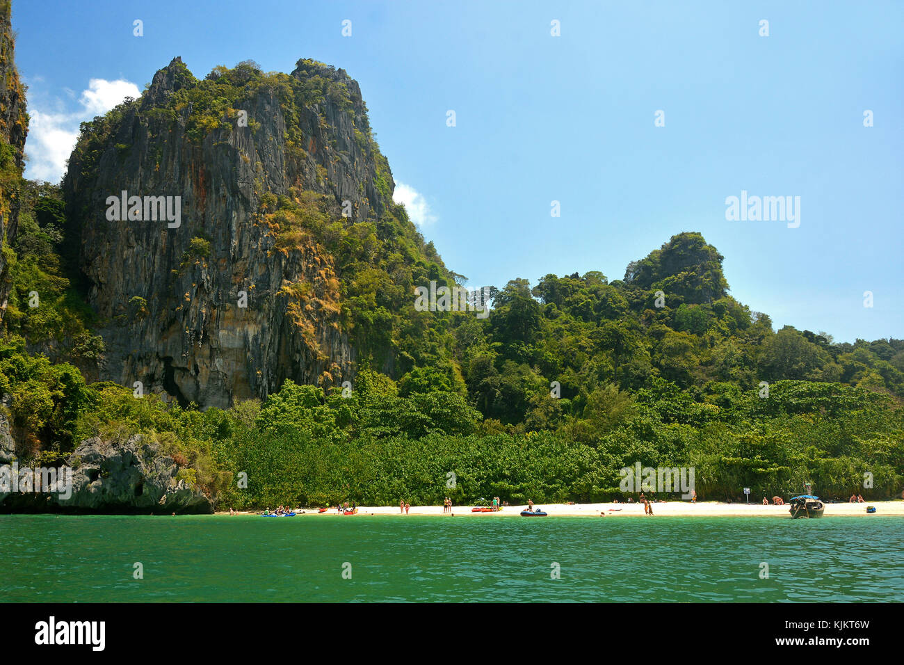 Phranang Bucht Klippen. Thailand. Stockfoto