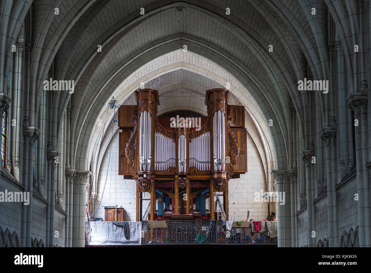 Glasmalereien in Saint-Andr Ž-de-l'Europa Kirche. Orgel. Paris. Frankreich. Stockfoto