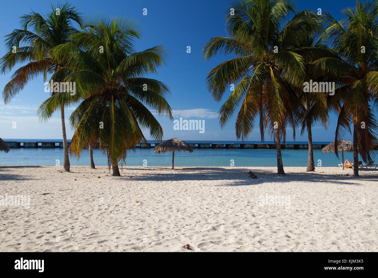 Am Strand Playa Giron, Kuba. Dieser Strand ist berühmt für seine Rolle während der Invasion in der Schweinebucht. Stockfoto