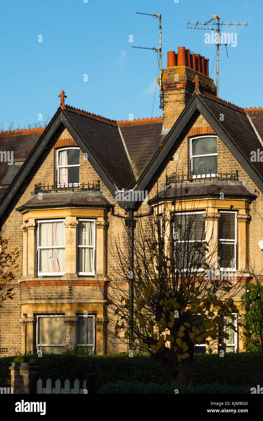 Viktorianische Reihenhäuser auf Huntingdon Road, Cambridge, England, UK. Stockfoto