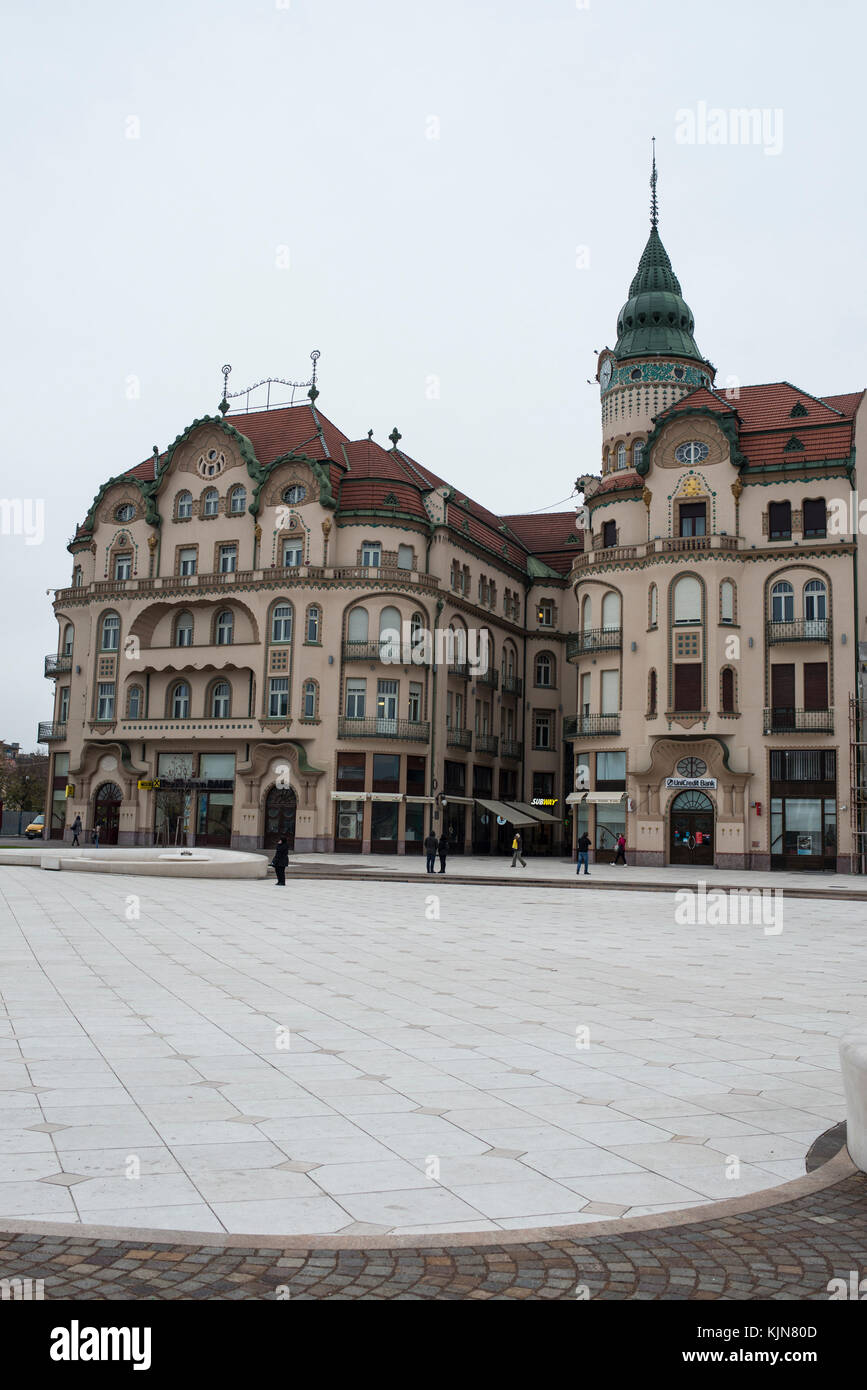 Gebäude im romantischen Stil, Hauptplatz, Oradea Stockfoto