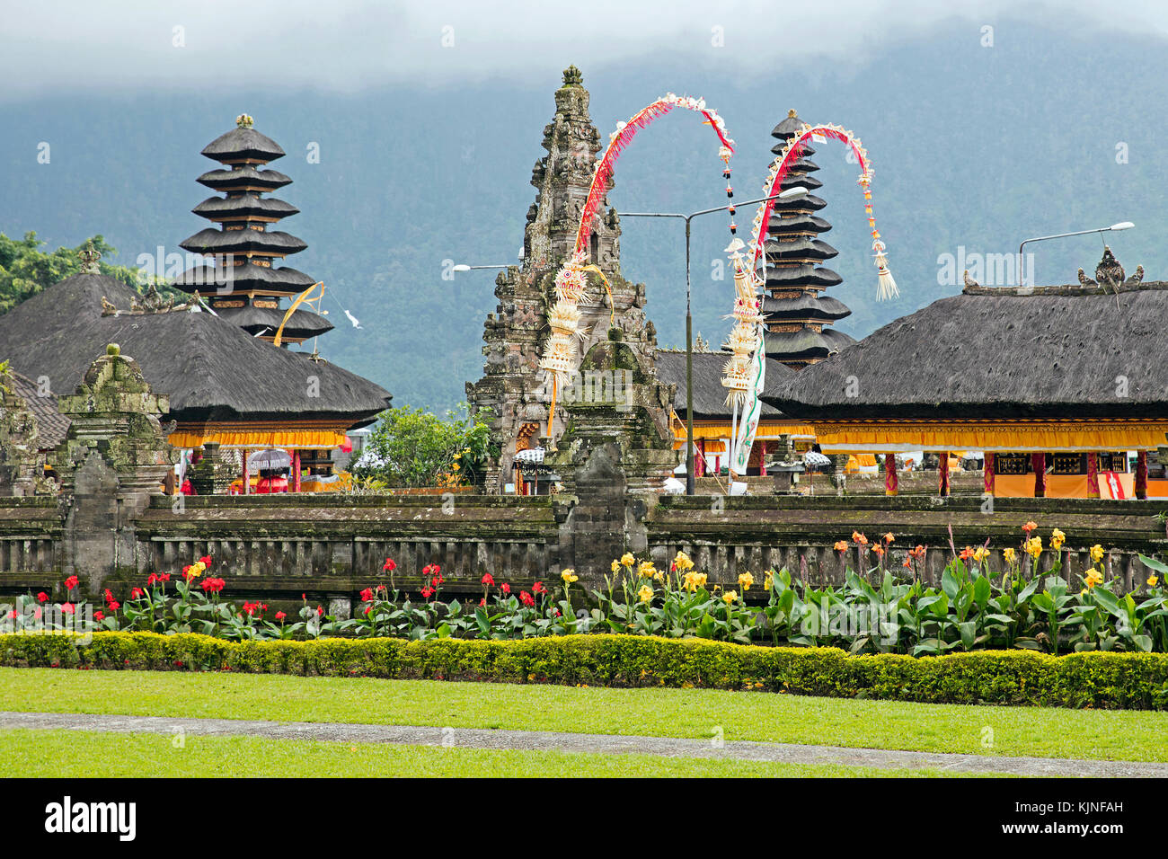 Pura Ulun Danu beratan/Pura bratan, shaivite Wasser Tempel am Ufer des Lake bratan in der Nähe von Kuta, Bali, Indonesien Stockfoto