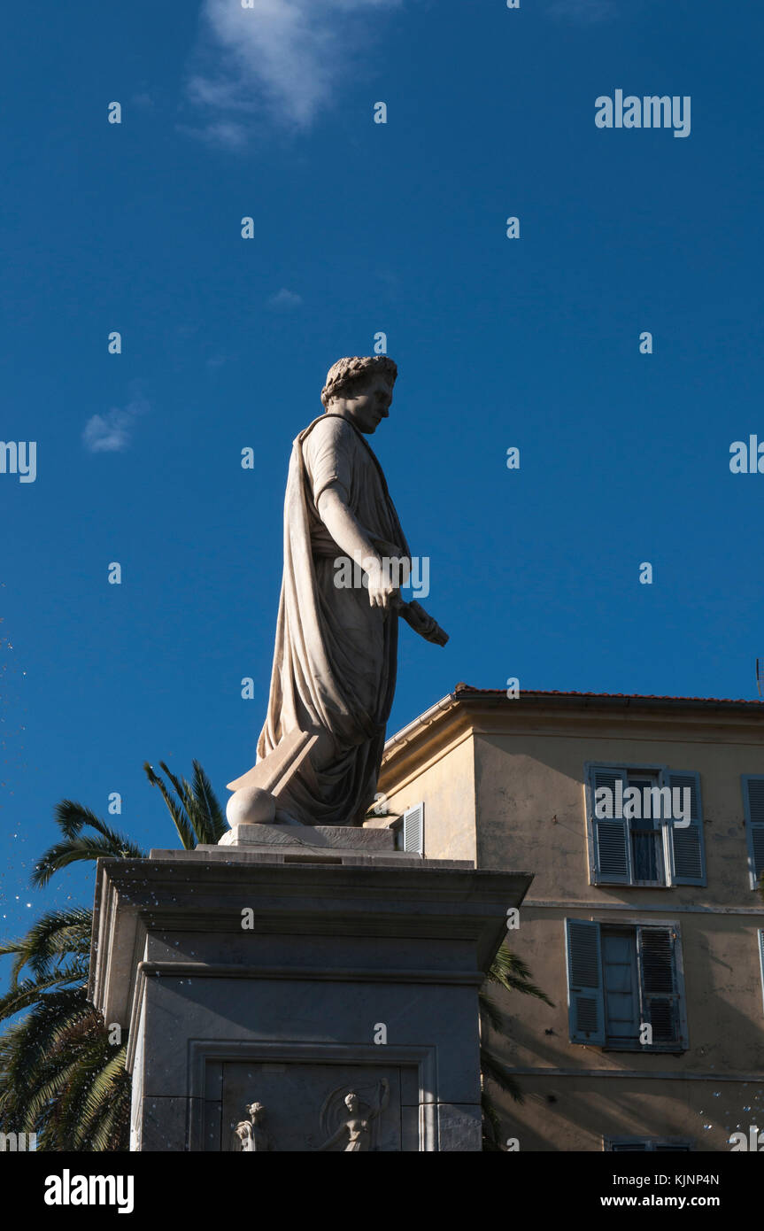 Ajaccio: Details von Napoleon als erster Konsul, die Statue 1804 von Francesco massimiliano Arbeiter, Teil der vier Brunnen Lions in Place Foch Stockfoto