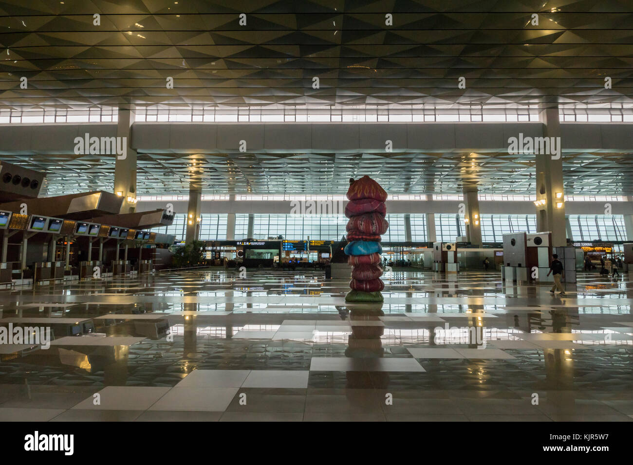Jakarta, Indonesien: November 2017: Jakarta (Soekarno-Hatta) International Airport Terminal 3. Jakarta Aiport ist der größte Flughafen in Java. Stockfoto