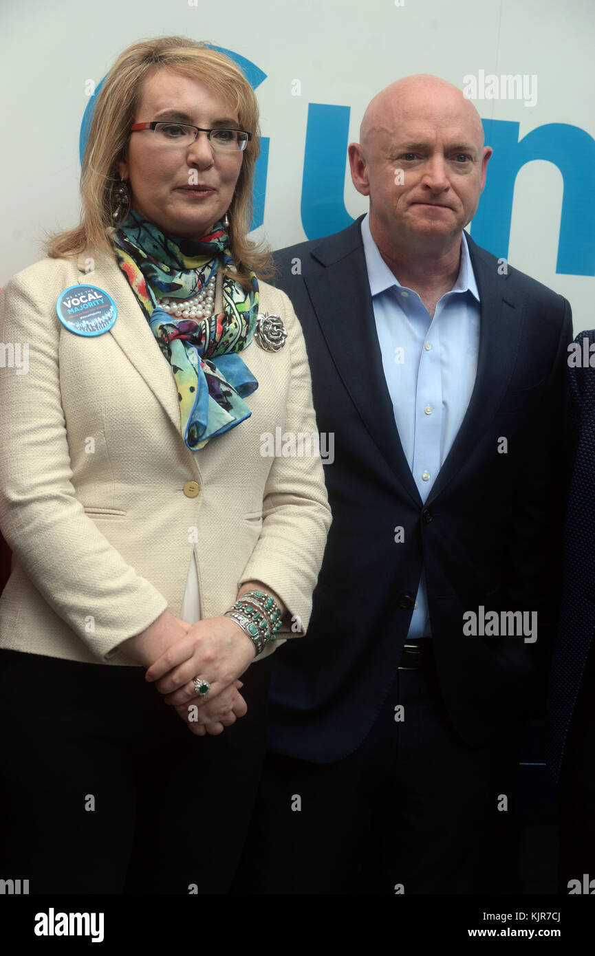 Assemblymember Stockfotos Und Bilder Kaufen Alamy