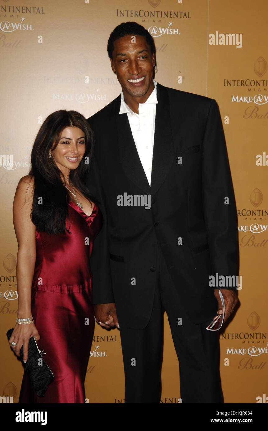 Miami Fl 10 November 2007 Scottie Pippen Und Seine Frau Larsa Am 13 Jahrlichen Intercontinental Machen Sie Einen Wunsch Ball 10 November 2007 In Miami Florida Personen Scottie Pippen Larsa Pippen Stockfotografie Alamy