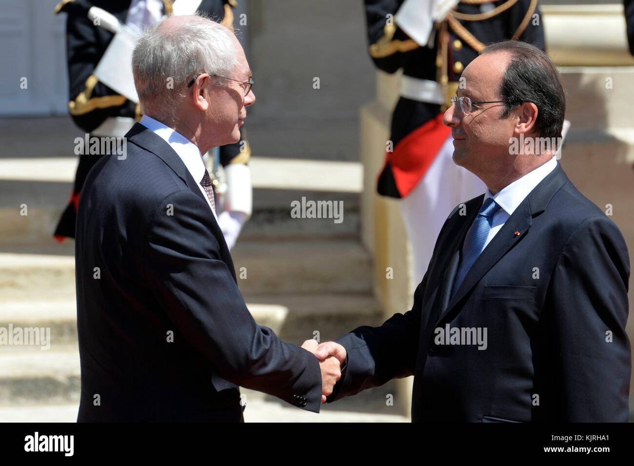 PARIS, FRANKREICH - 2014: DATEIFOTOS - Francois Hollande, Herrman von Rompuy Leute: Francois Hollande, Herrman von Rompuy Stockfoto