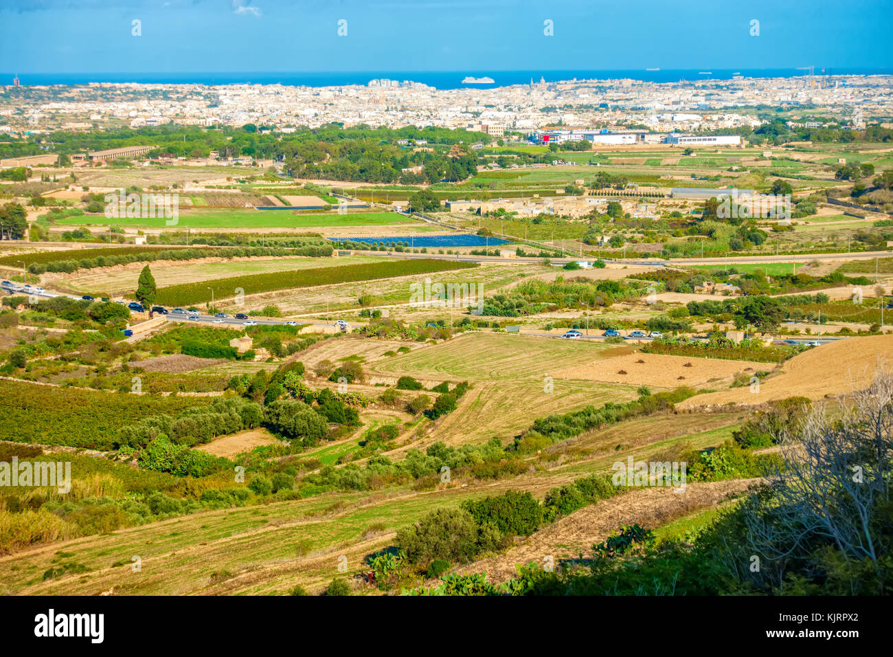 Antenne mit Panoramablick auf die Skyline von Malta von Mdina Stockfoto