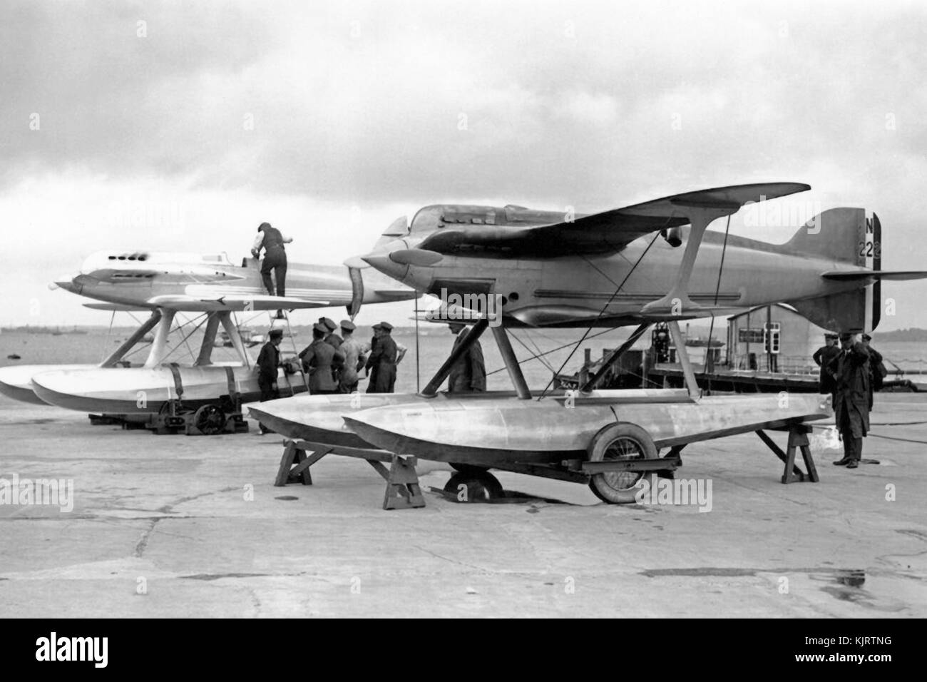 Gloster napier IVB N222 und Supermarine S5 Teilnehmer für die 1927 Schneider Trophy Rennen in Venedig statt Stockfoto