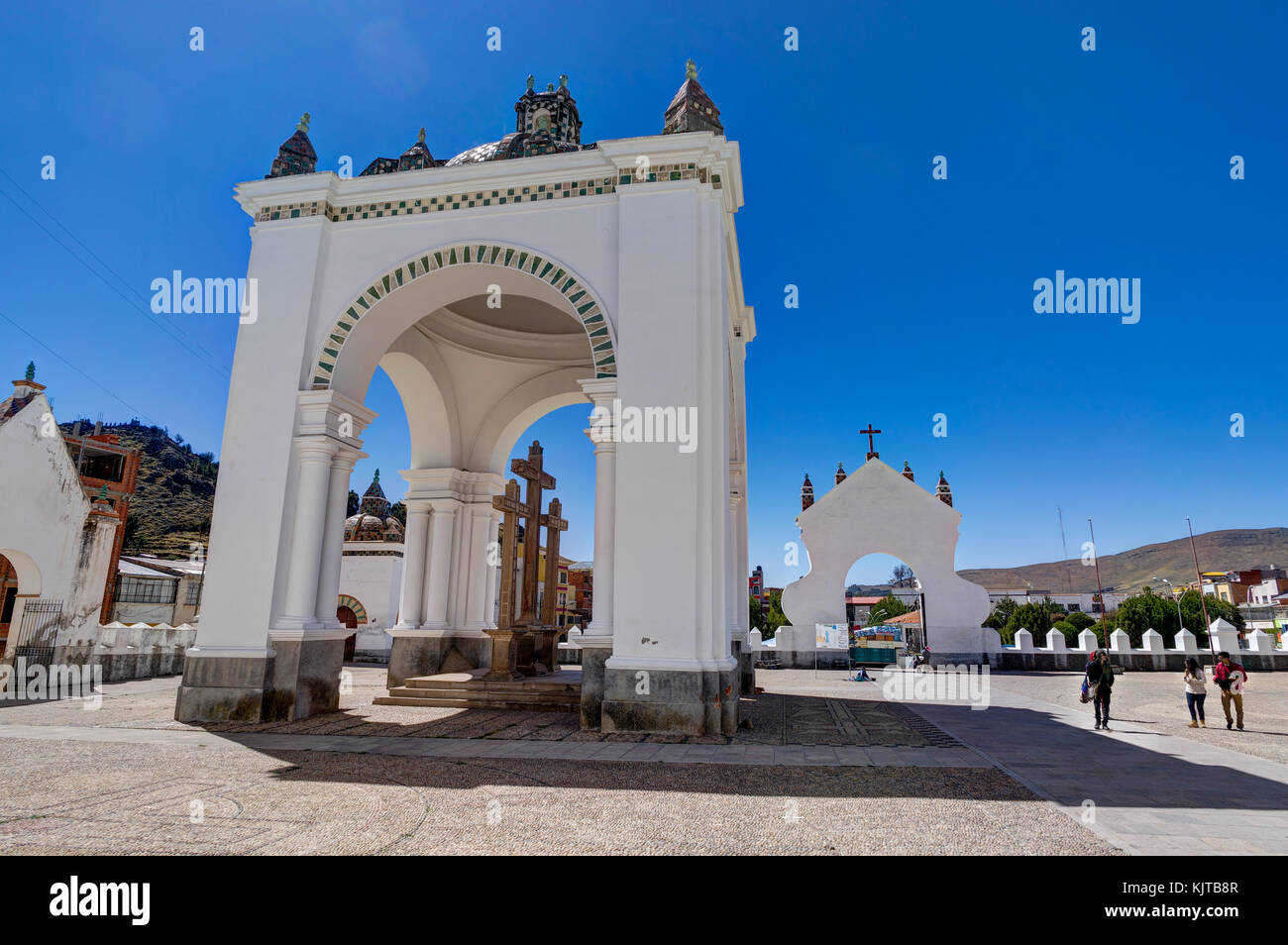 Foto im August 2017 in Copacabana Bolivien, Südamerika: Basilika Unserer Lieben Frau von Copacabana Titicacasee getroffen Stockfoto