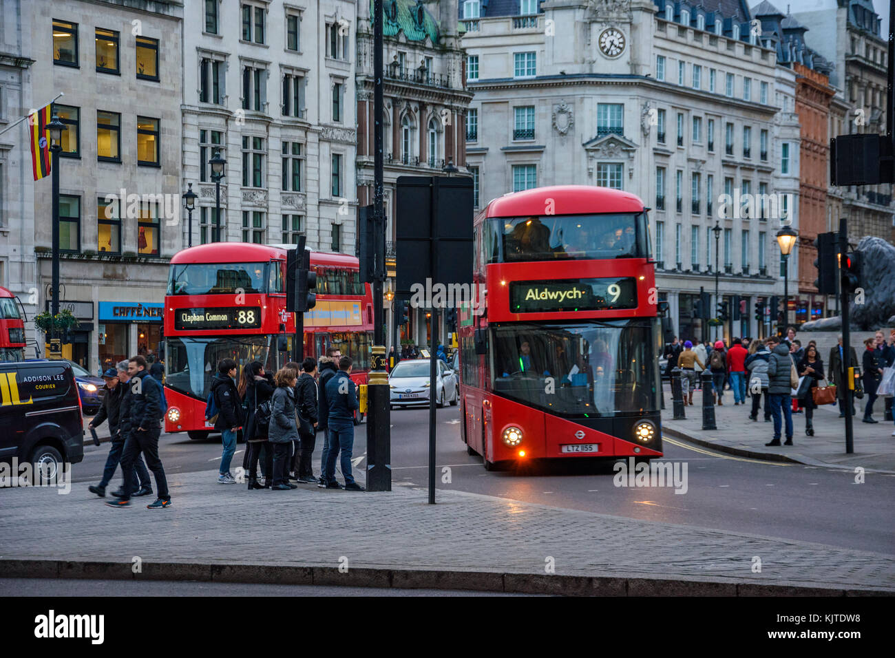 Malerische Stadt Blick auf den Trafalgar Square, die Charing Cross, London, Vereinigtes Königreich Stockfoto