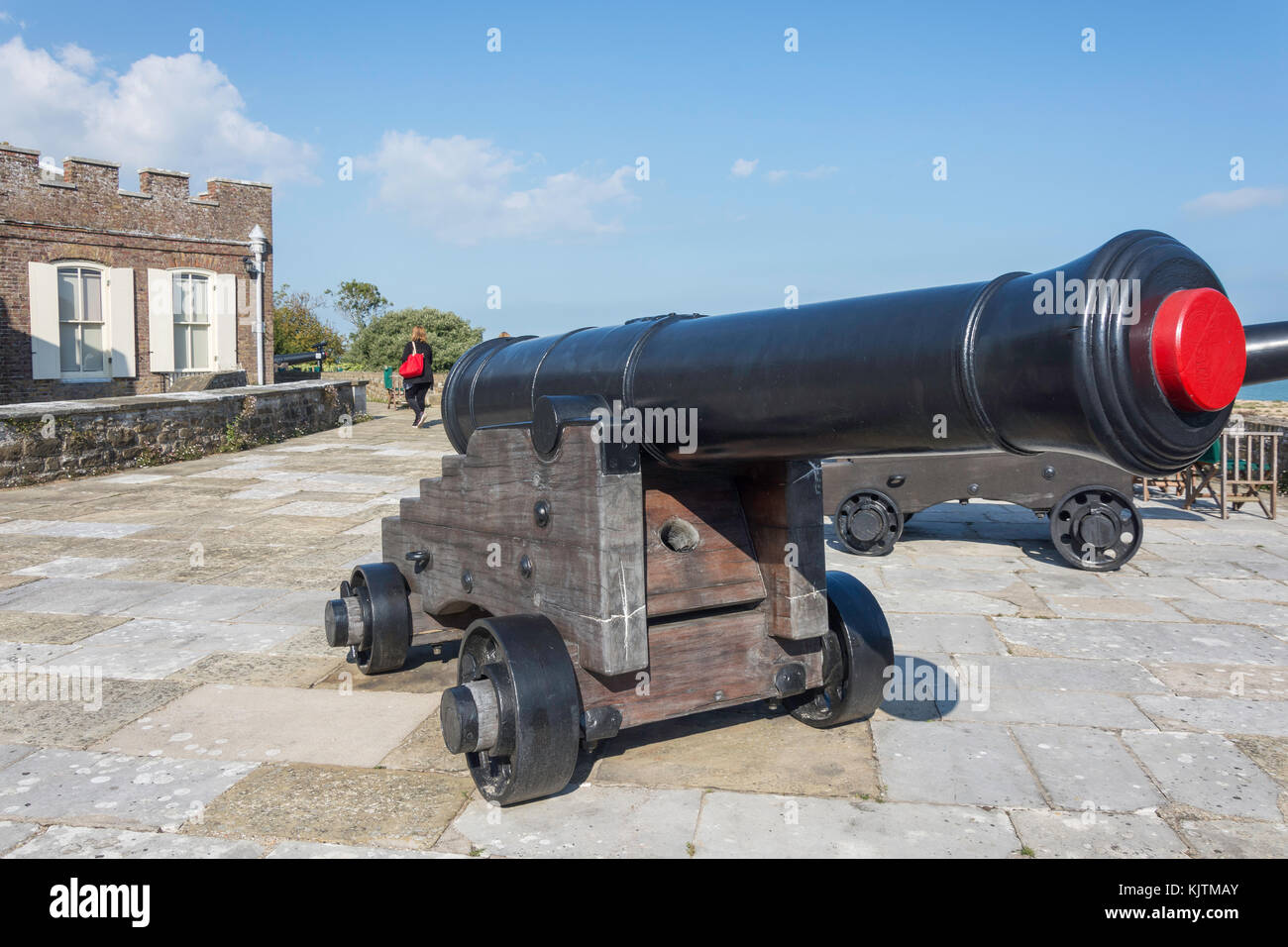 Kanonen auf der Burg firing Plattform, Walmer Castle & Gardens, Kingsdown Road, Walmer und Deal, Kent, England, Vereinigtes Königreich Stockfoto