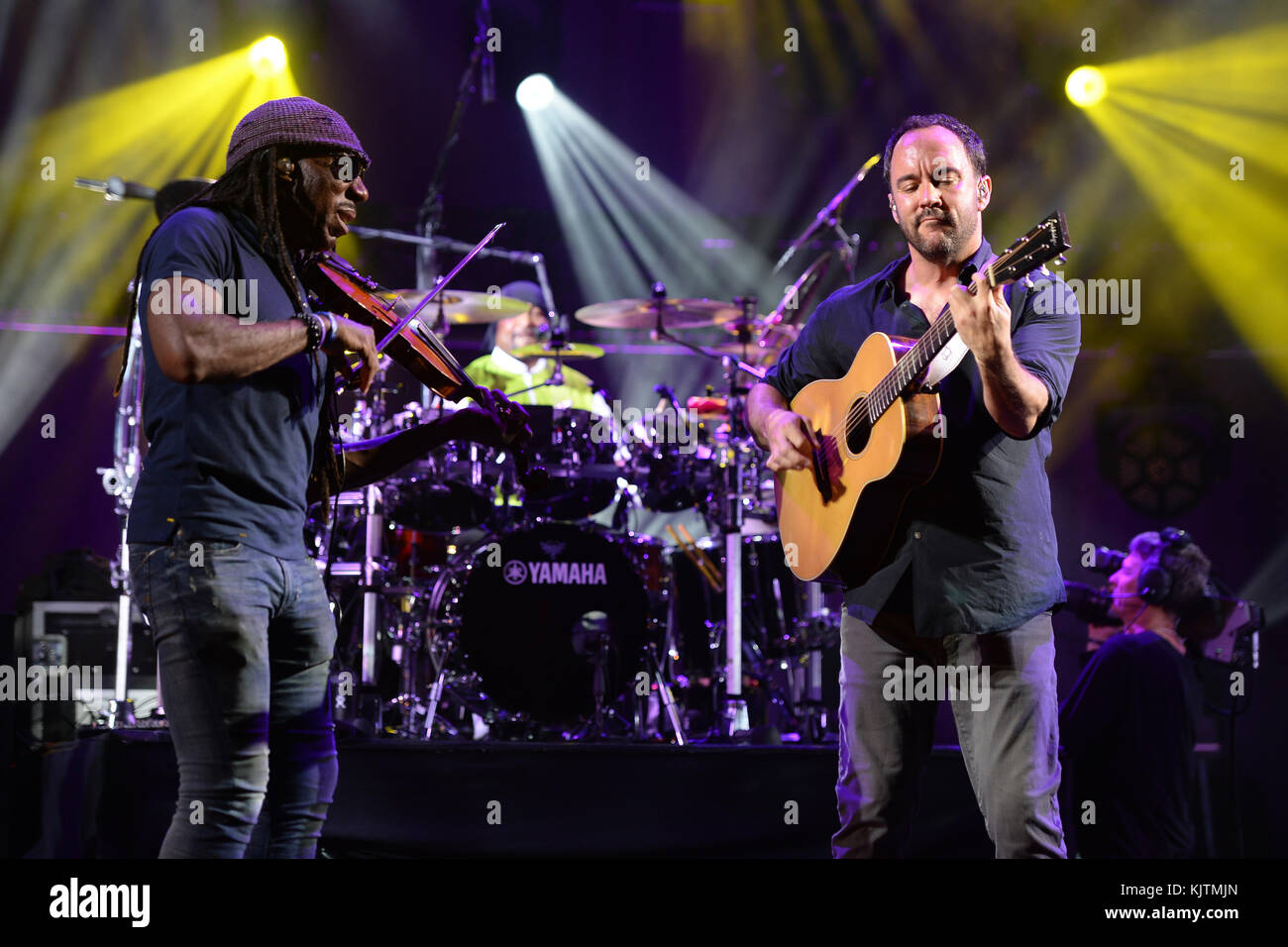 West Palm Beach, FL - 29. Juli: (Embargo bis 08/21/16) boyd Tinsley, Carter beauford, Dave Matthews der Dave Matthews Band führt auf die perfekte Wodka Amphitheater am 29. Juli 2016 in West Palm Beach Florida. Leute: boyd Tinsley, Carter beauford, Dave Matthews Stockfoto