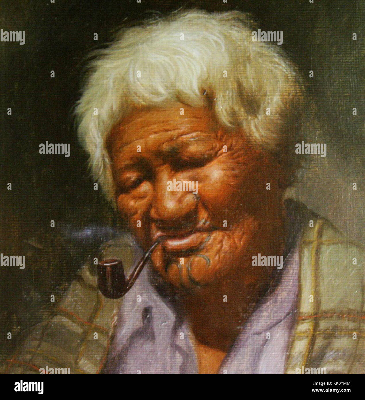 Maori Frau Rauchen einer Pfeife Stockfoto