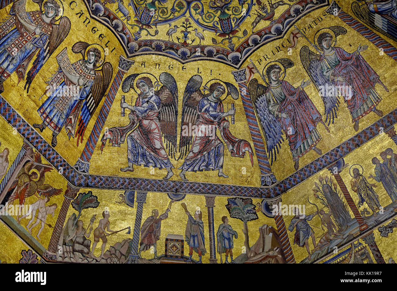 Bunte Deckengemälde in der Taufkapelle, Florenz, Italien Stockfoto