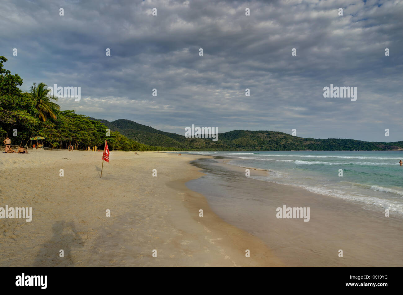 Foto in Ilha Grande, Brasilien August 2017 entnommen: Lopes Mendes Strand in Ilha Grande, südlich von Rio de Janeiro, Brasilien Stockfoto