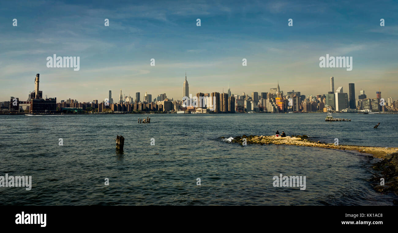 Foto in New York USA übernommen, August 2017: New York Skyline Citiview Manhattan mit dem Empire State Building Sunset Stockfoto