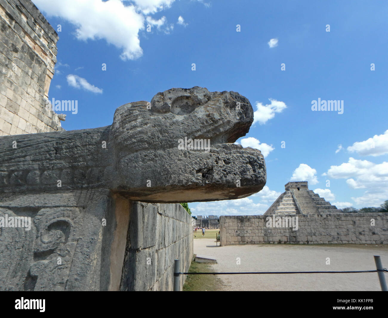 Natürliche und von Menschen gemachte Wunder von Chichén Itzá Stockfoto