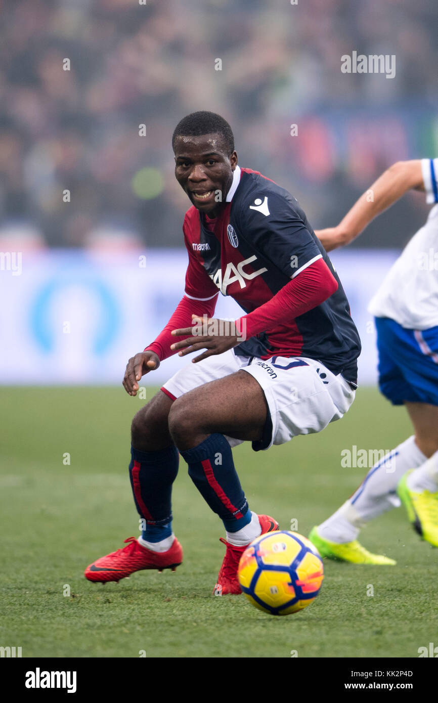 Bologna, Italien. 25 Nov, 2017. godfred donsah (Bologna) Fußball: Die italienische Erie eine "Übereinstimmung zwischen FC Bologna 3-0 uc Sampdoria im Stadio Renato Dall'ara in Bologna, Italien. Credit: Maurizio borsari/LBA/alamy leben Nachrichten Stockfoto