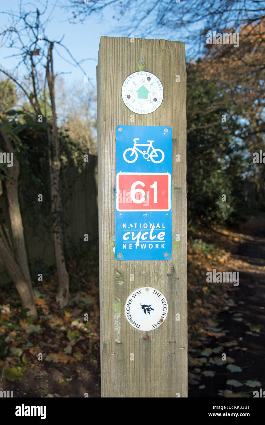 61 Anzeige auf der National Cycle Network, Iver Heath, Buckinghamshire, UK Route Stockfoto