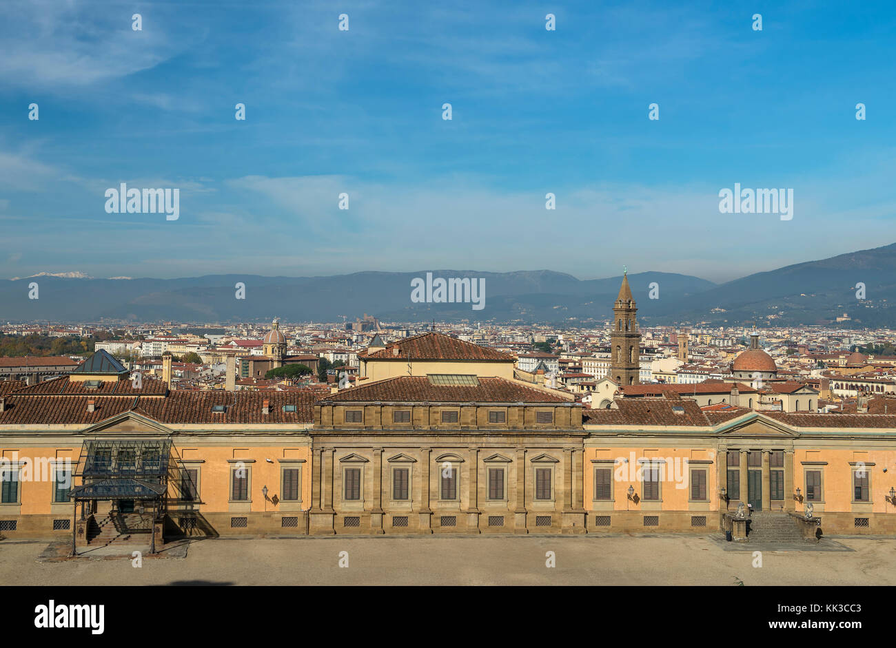 Panoramablick auf, Florenz, Italien mit blauem Himmel Stockfoto