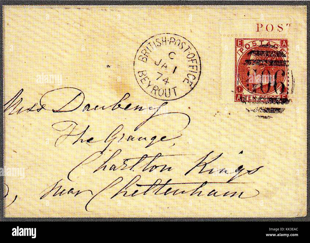 Eine Briefmarke des britischen Postamtes, ausgestellt 1874, die die 10p-Stückelung mit einem Schwerpunkt auf Beyrout (heute Beirut) zeigt, die die Postgeschichte der Region widerspiegelt. Stockfoto