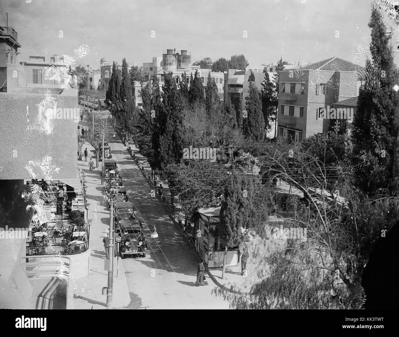 Ein Bild aus dem Jahr 1936 aus dem Beit Vaad, das das Wesen eines Gemäldes oder Ereignisses aus dieser Zeit feststellt und wahrscheinlich die historische Bedeutung der Zeit widerspiegelt. Stockfoto