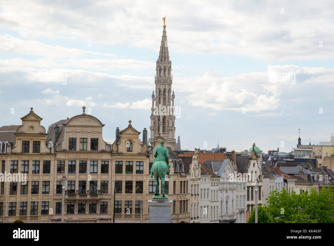 Brüssel, Belgien - April 22, 2017: Monts des Arts und reiterdenkmal von König Albert I. in Brüssel, Belgien Stockfoto