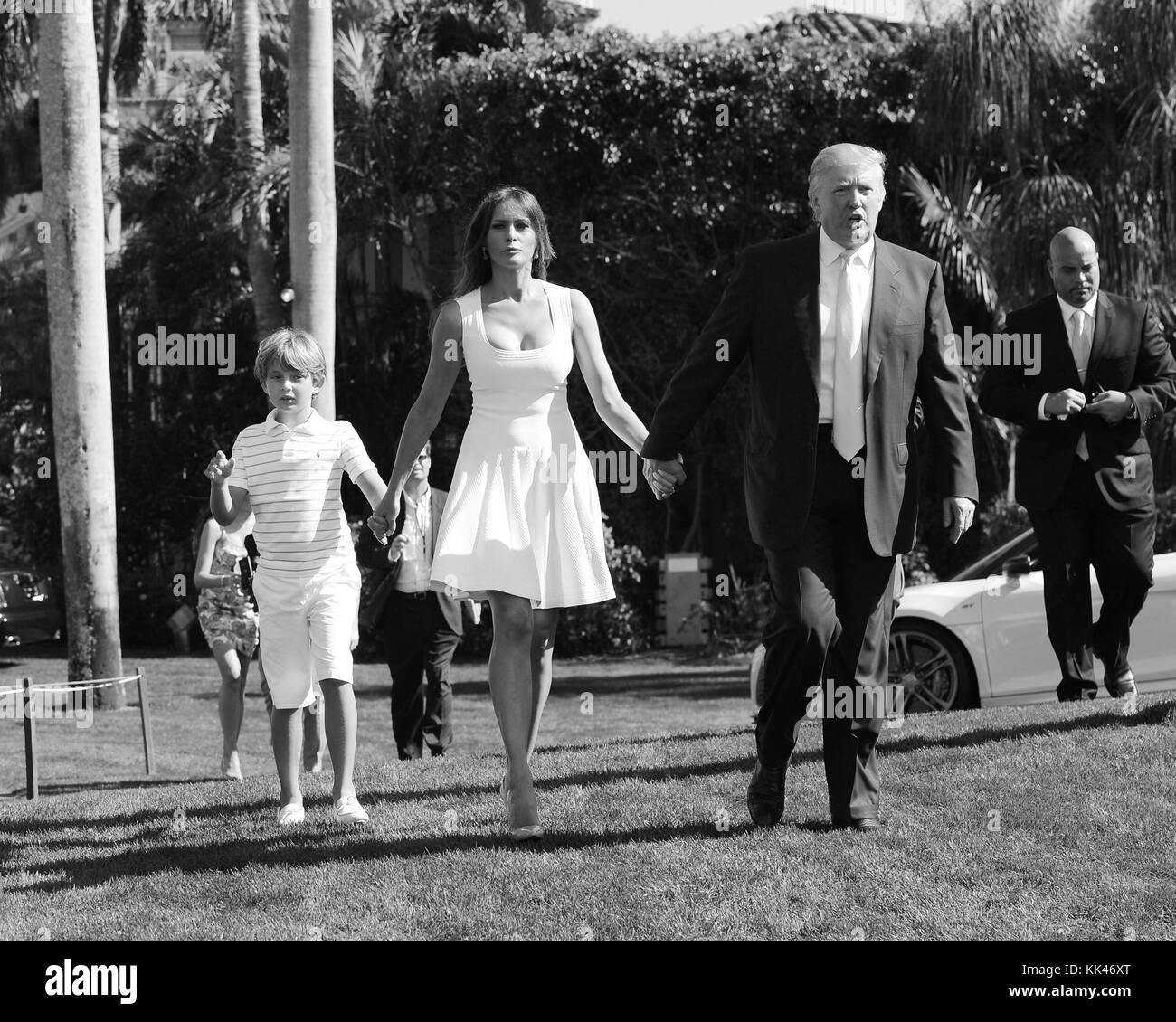 PALM BEACH FL – 06. JANUAR: Melania Trump Barron Trump und Donald Trump nehmen am 6. Januar 2013 am Grand Prix des Trump Invitational Grand Prix im Club Mar-a-Lago 2013 in Palm Beach Florida Teil. Menschen: Melania Trump Barron Trump Donald Trump Stockfoto