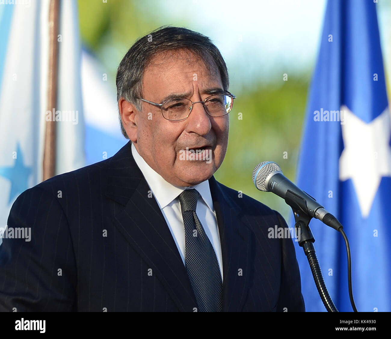 MIAMI, FL - 19. NOVEMBER: Verteidigungsminister Leon Panetta nimmt am 19. November 2012 in Homestead, Florida, an der Zeremonie des Change of Command im US Southern Command Teil. Personen: Leon Panetta Stockfoto