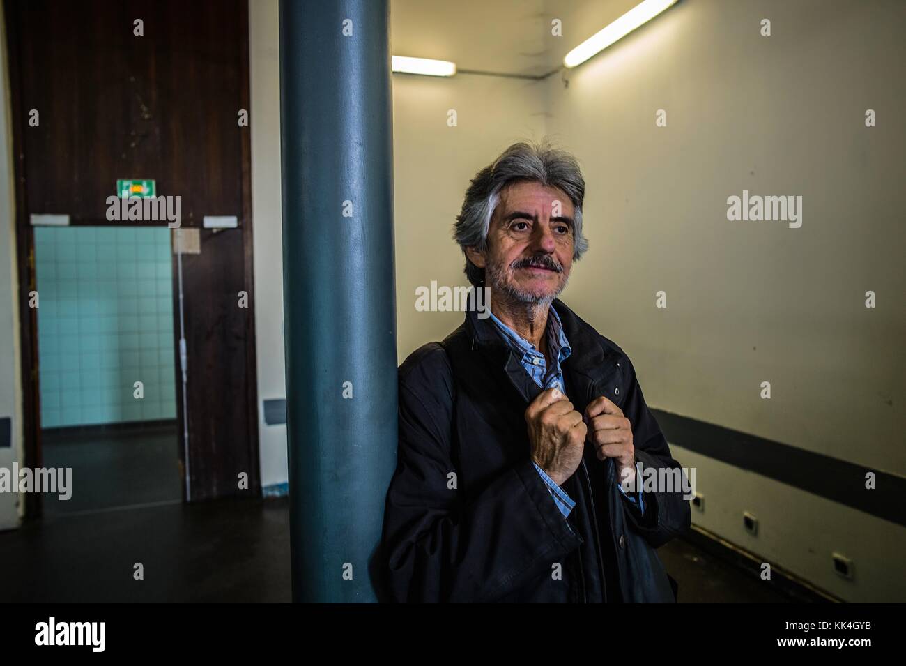 Obdachlosenkrankenhaus Nanterre - 25/07/2013 - - - Sylvain Leser / Le Pictorium Stockfoto