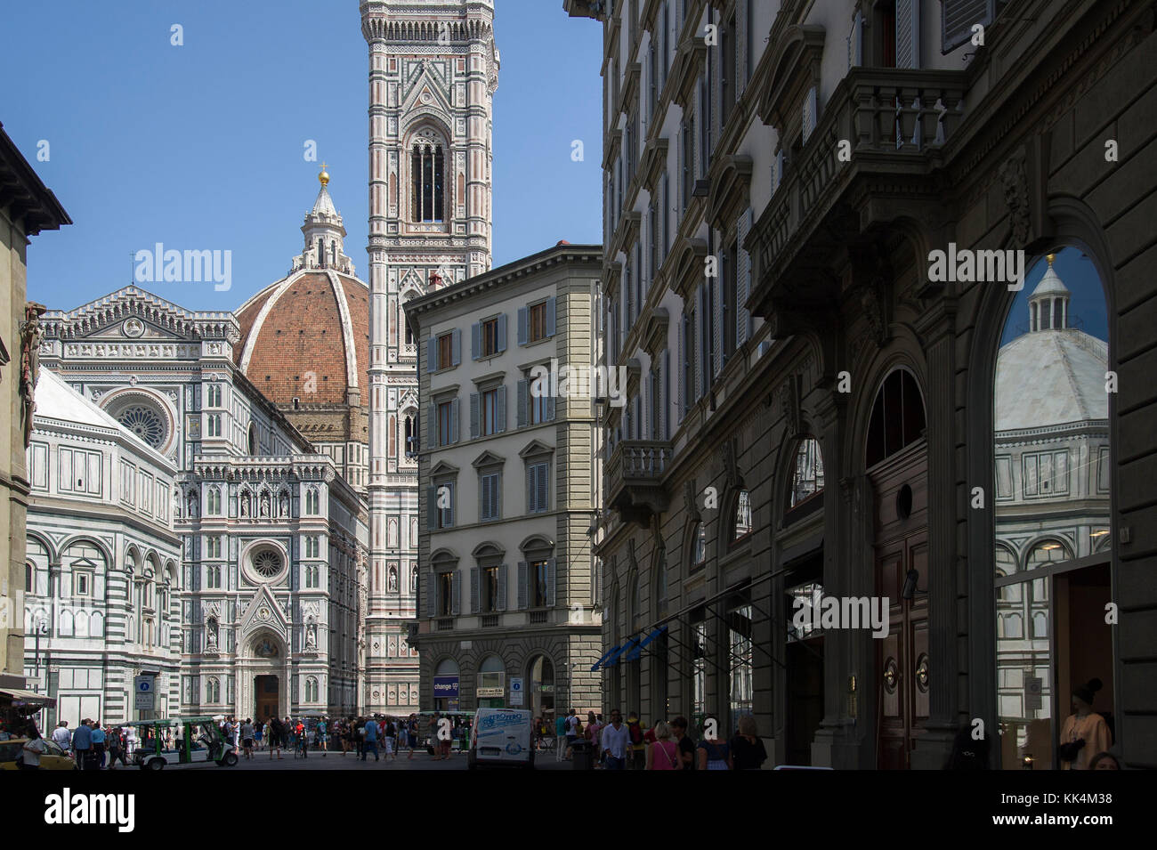 Florentinischen Romanik Battistero di San Giovanni (Baptisterium von Saint John), Renaissance Cupola del Brunelleschi (Brunelleschis Dom) der italienischen Goth Stockfoto