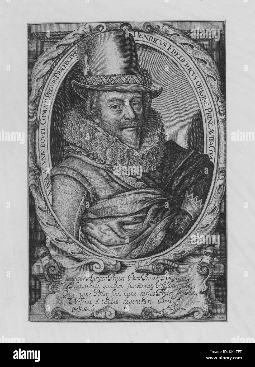 Ein kupferstich von einem Porträt eines Mannes, der ein Präfekt war oder der Kommandant, der Mann trägt ein Hemd mit einem Kragen Rüschen und einen hohen Hut, es ist schriftlich in der illustrierten Bild Rahmen um sein Porträt, ein Stein Plakette wird unter dem Porträt und enthält ein Zitat, 1800. Von der New York Public Library. Stockfoto