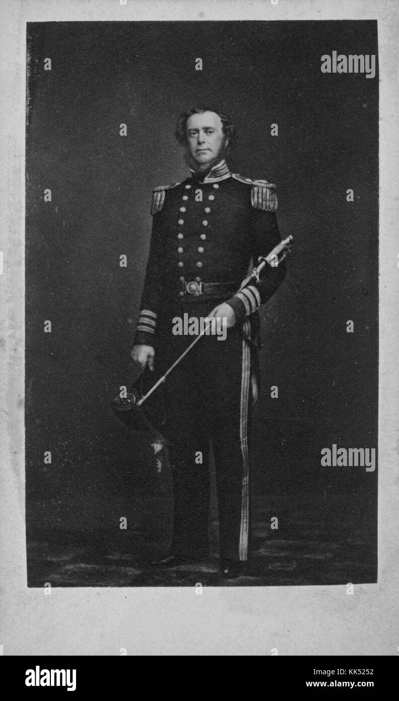 Porträt von Commodore Samuel Francis du Pont, Konteradmiral der United States Navy, und ein Mitglied der prominenten du Pont-Familie, auf einer Carte de Visite, eine Art kleines Foto, das auf einer Karte montiert und in den späten 1800er Jahren unter Freunden und Besuchern gehandelt wurde, von Bradys National Photographic Portrait Galleries, herausgegeben von Edward Anthony, New York, 1857. Aus der New York Public Library. Stockfoto