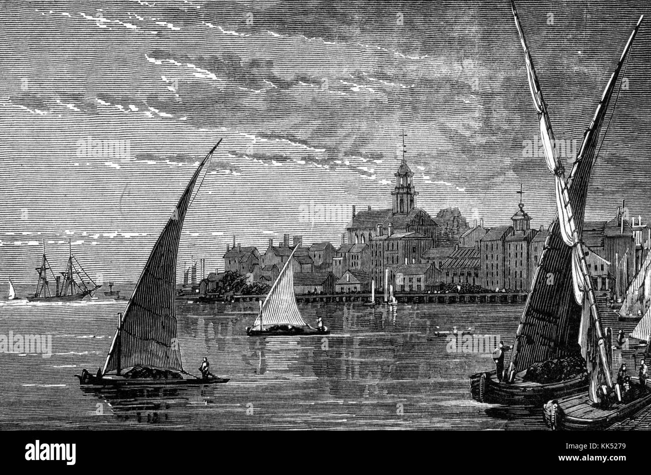 Hafenblick auf Portsmouth, New Hampshire, mit kleinen Segelbooten und Blick auf die Stadt, 1800. Aus der New York Public Library. Stockfoto