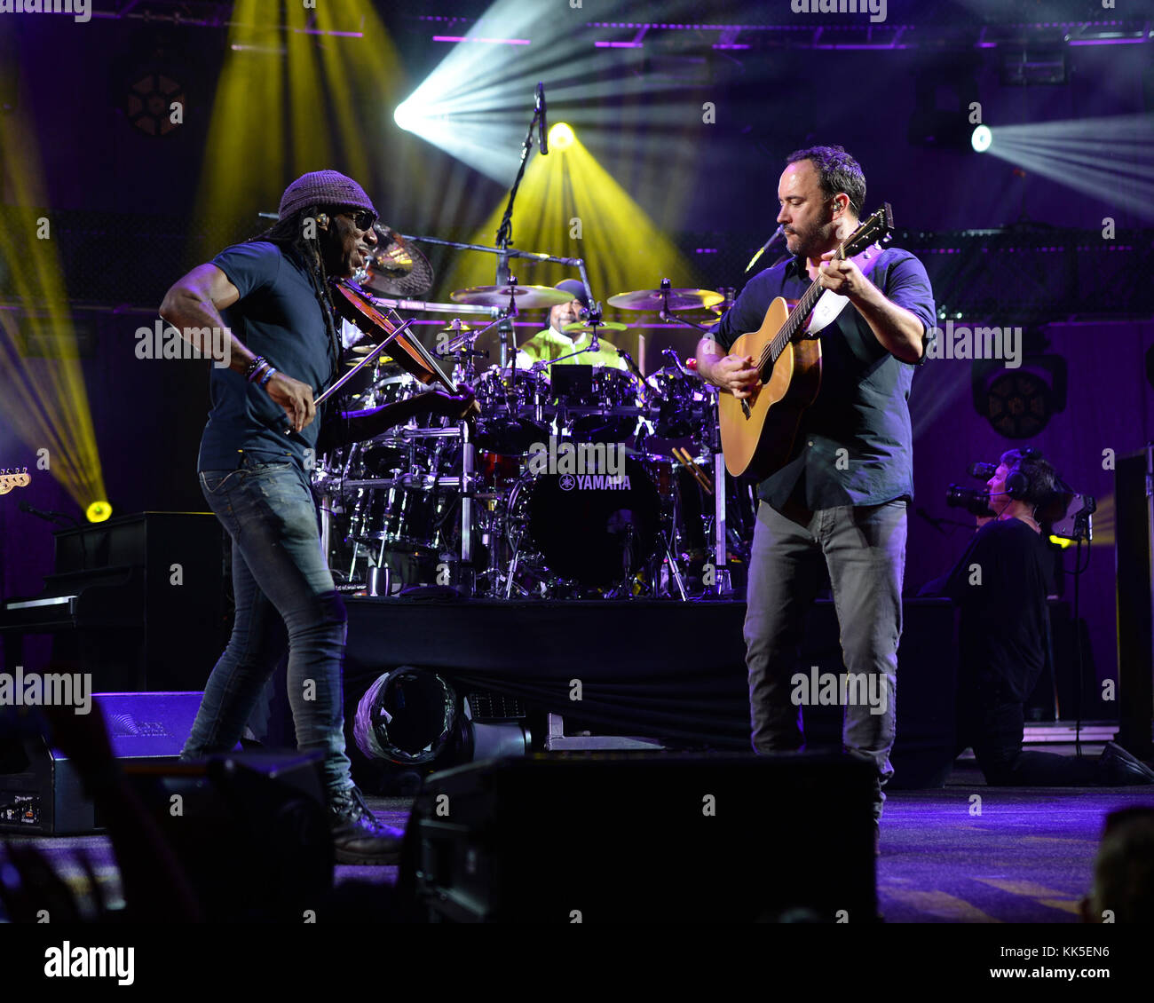 West Palm Beach, FL - 29. Juli: (Embargo bis 08/21/16) boyd Tinsley, Carter beauford, Dave Matthews der Dave Matthews Band führt auf die perfekte Wodka Amphitheater am 29. Juli 2016 in West Palm Beach Florida. Leute: boyd Tinsley, Carter beauford, Dave Matthews Stockfoto